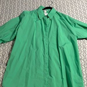 Oversized green button up H&M - size Large